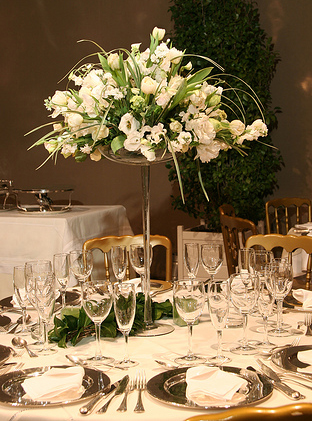 Wedding table flower centerpieces